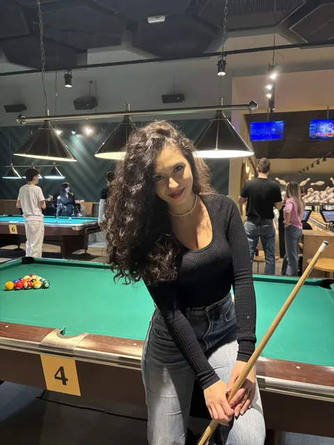 Evelina Sandu cu animale de companie 4